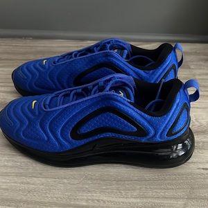 Brand New!!! AirMaxx 720